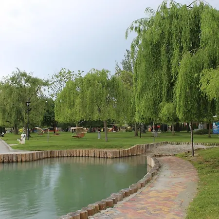 Apartament Foeveny Balatonfůzfő