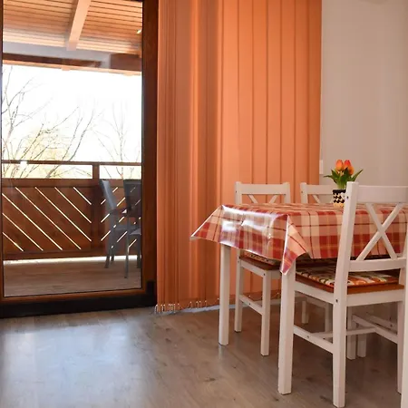 Apartament Foeveny Balatonfůzfő