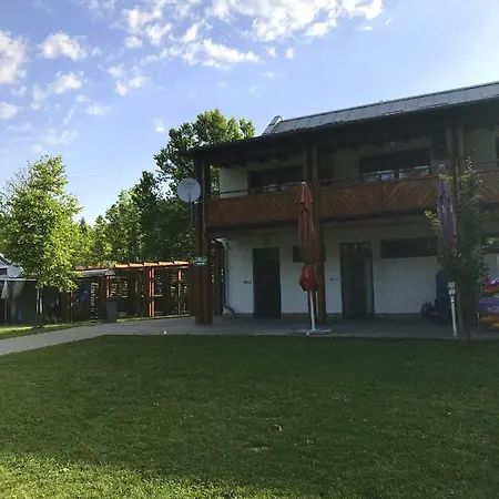 Foeveny * Balatonfůzfő